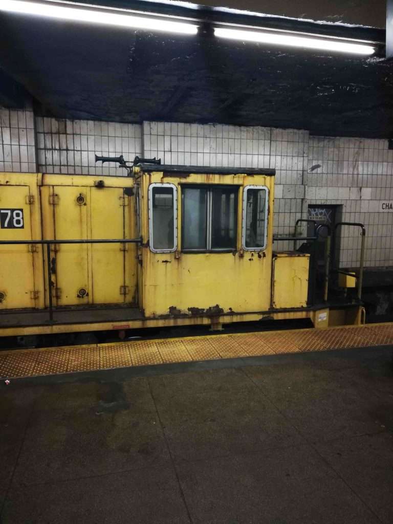 NYC MTA Subway maintenance train