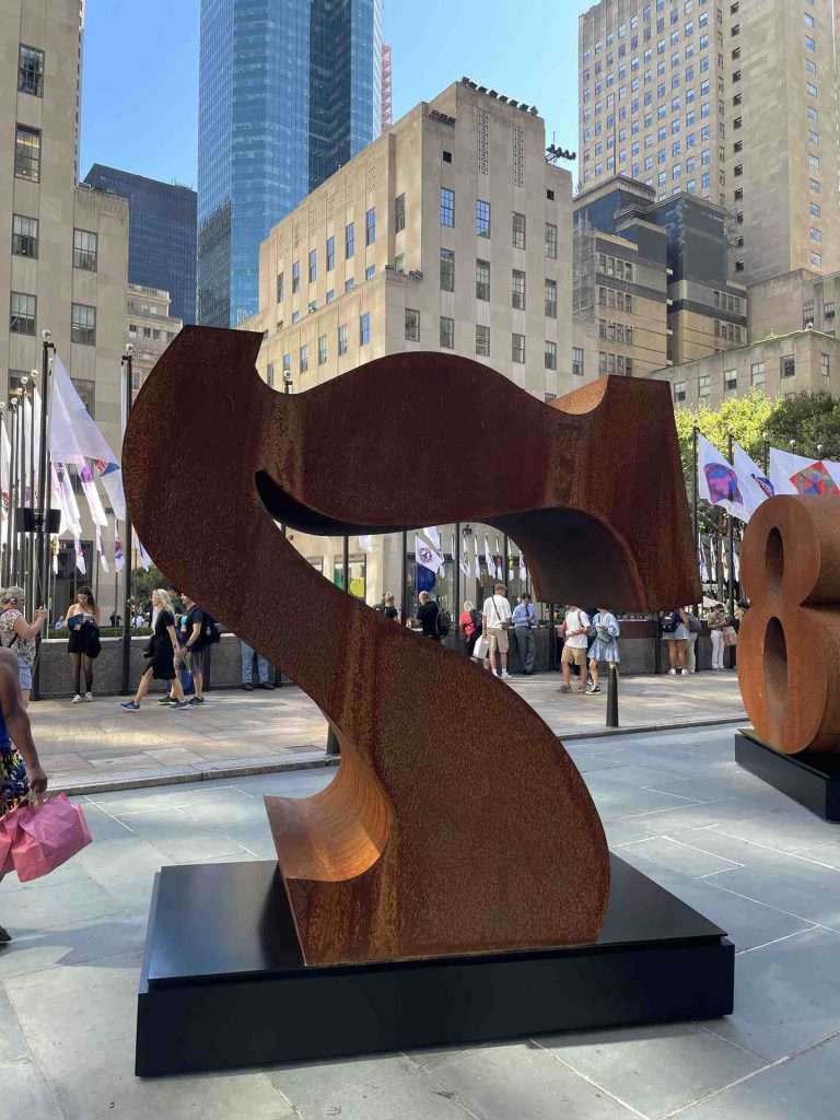The tenth numbers Rockefeller center NYC