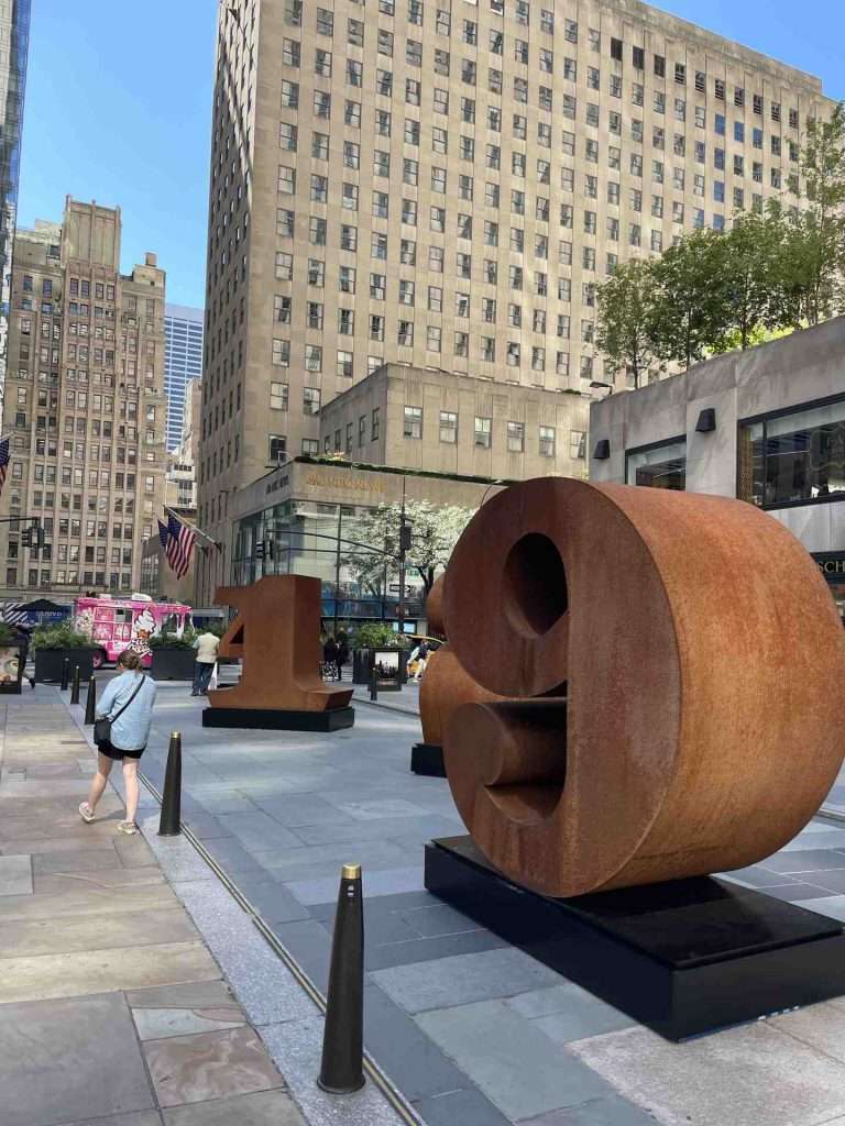 The tenth numbers Rockefeller center NYC