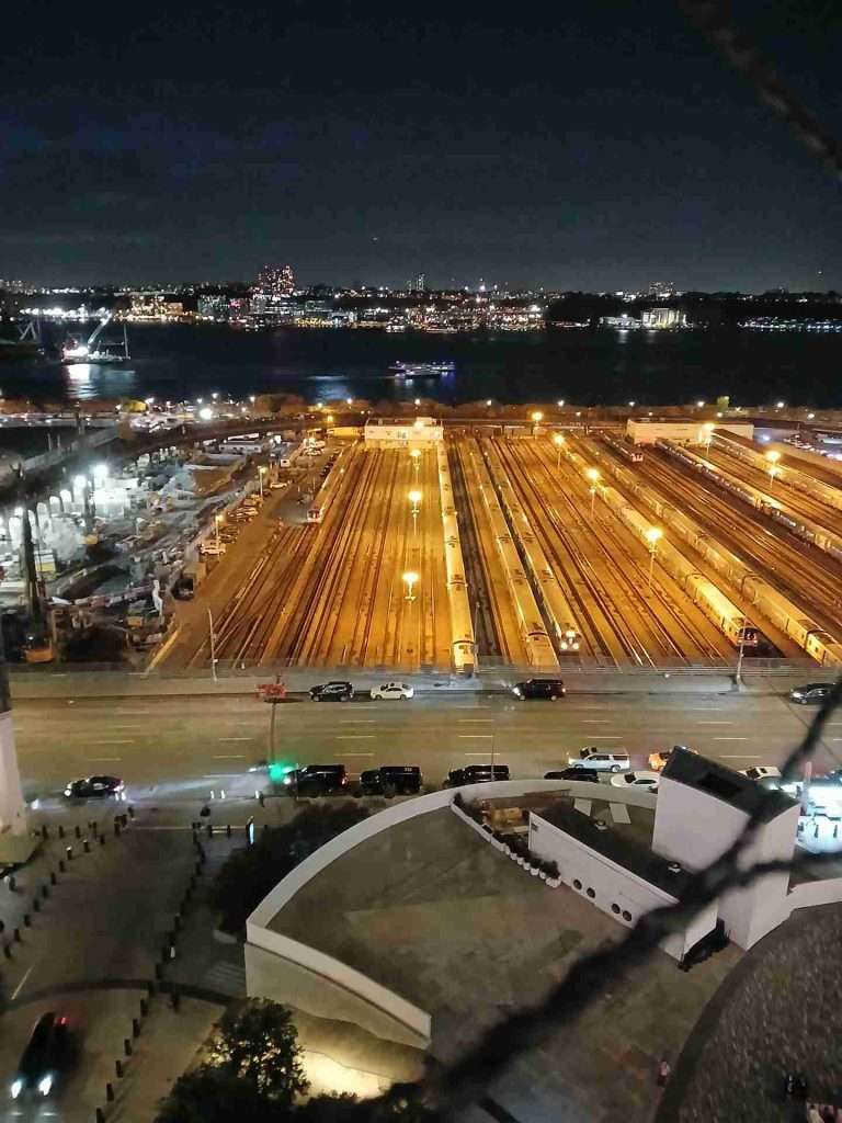 Train tracks